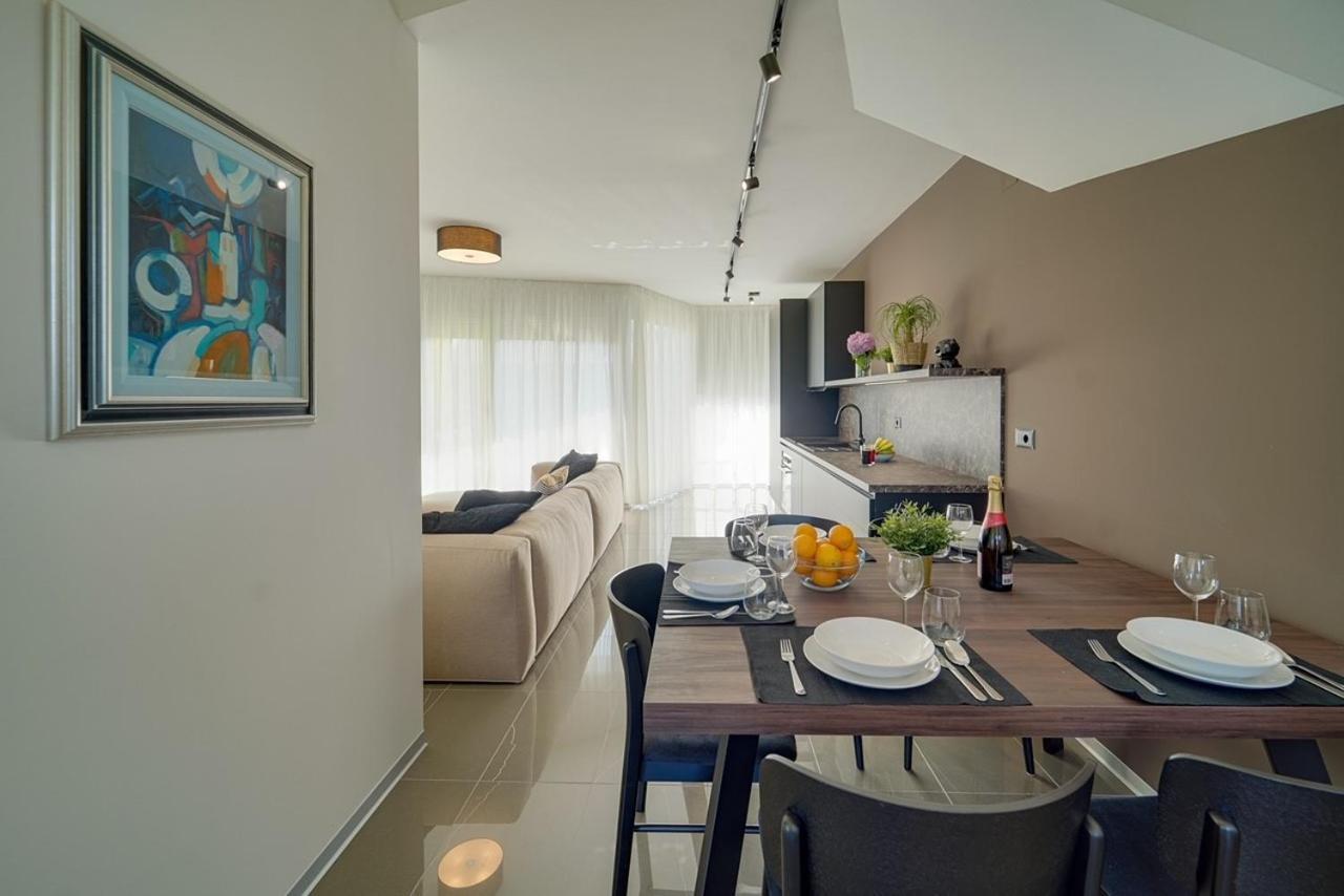 Apartment Hana Zambratija  Esterno foto
